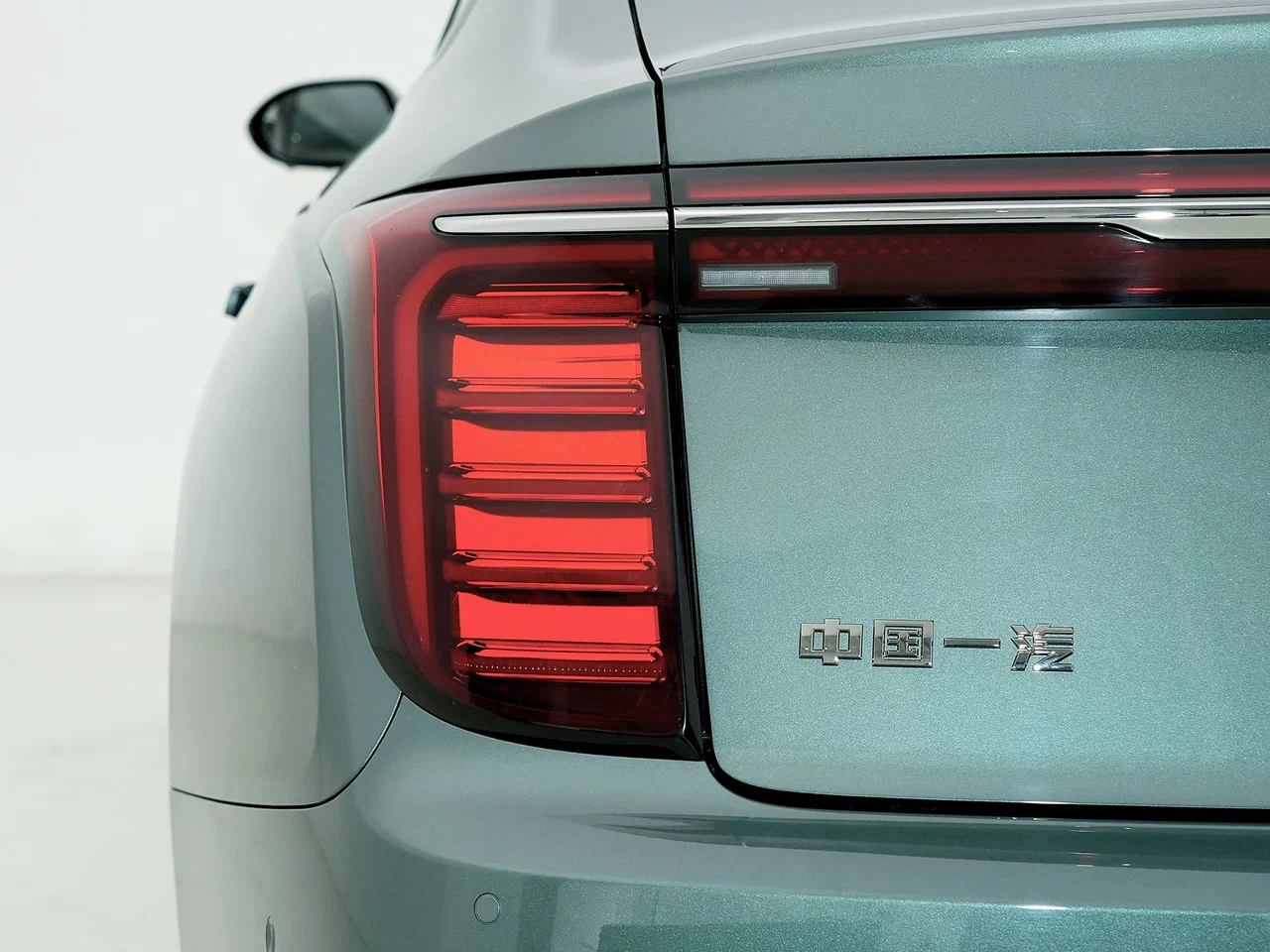 Hongqi H9 I Рест