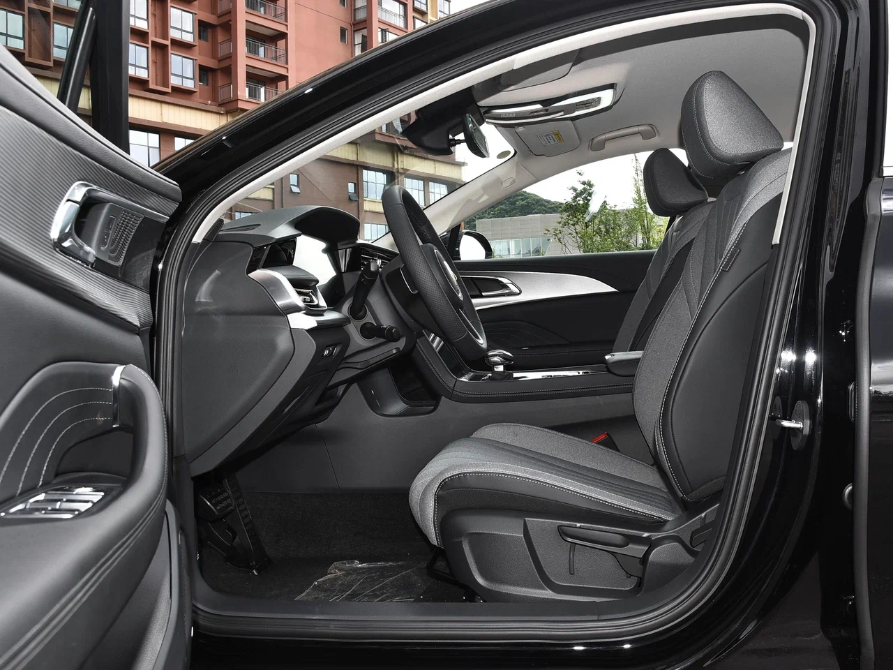 Hongqi H5 II